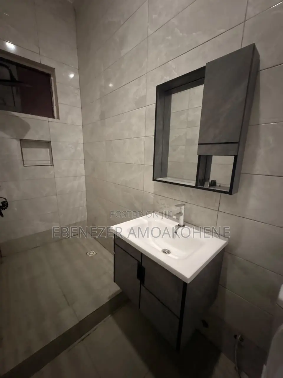 Furnished 1bdrm Apartment in 7 Brothers Studio, Overhead for rent