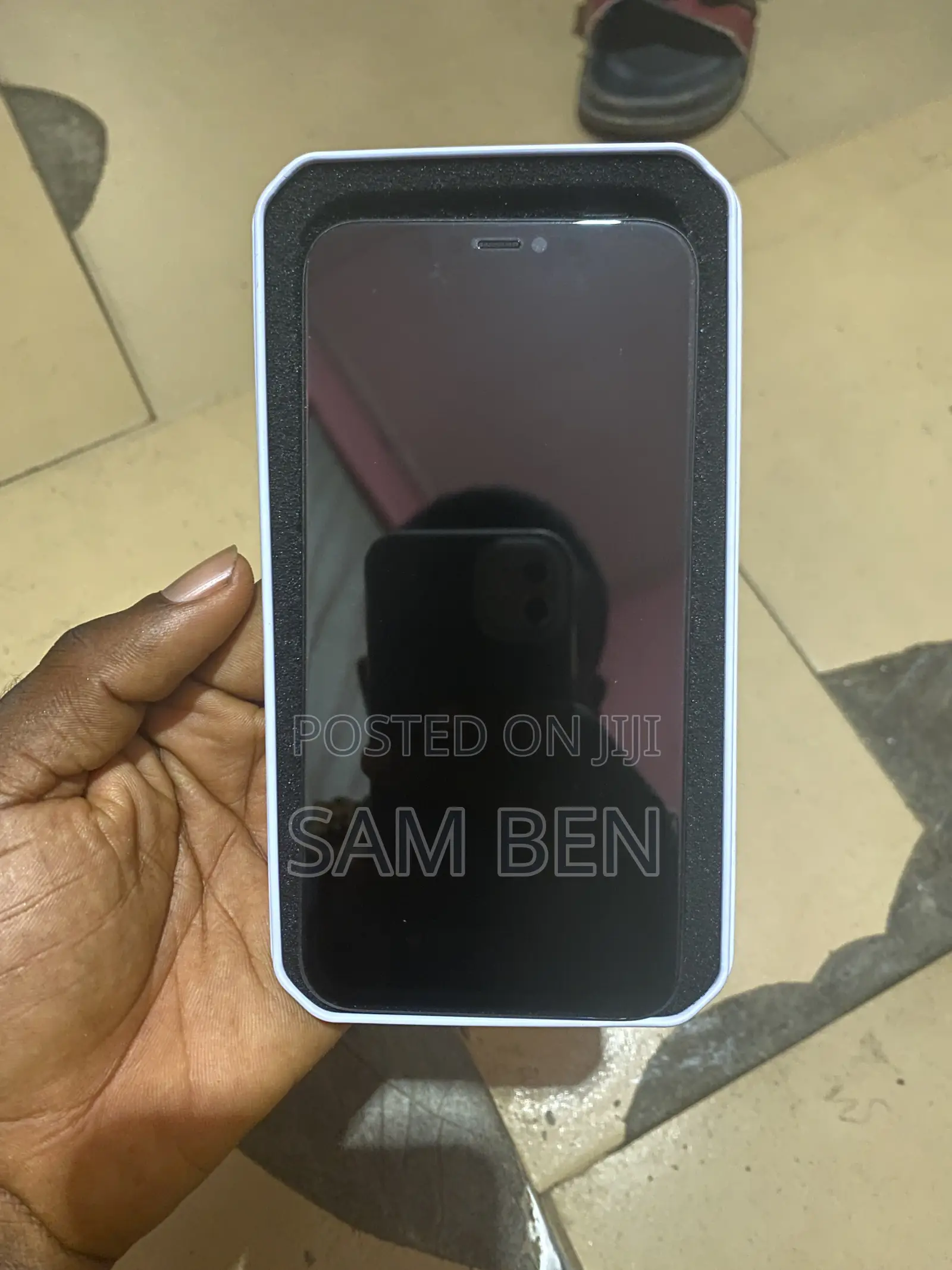 New Apple iPhone 11 128 GB Black