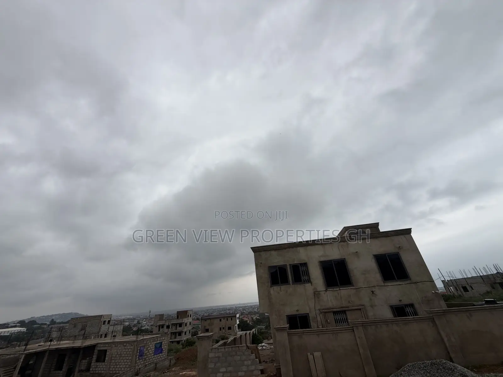 Registered Land for Sale – Kings University / West Hills Mall Enclave