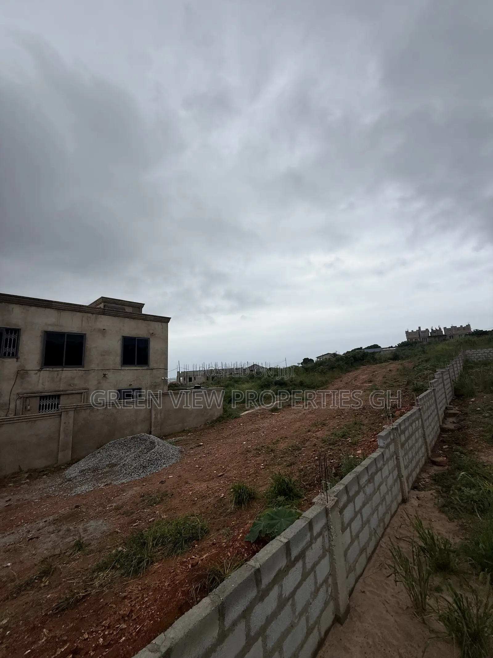 Registered Land for Sale – Kings University / West Hills Mall Enclave