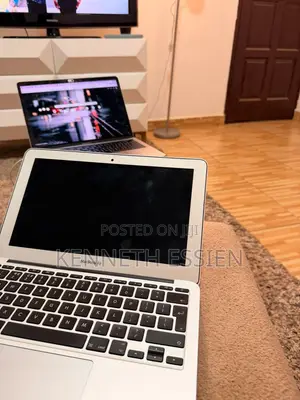 Laptop Apple MacBook 2015 8GB Intel Core i5 SSD 128GB