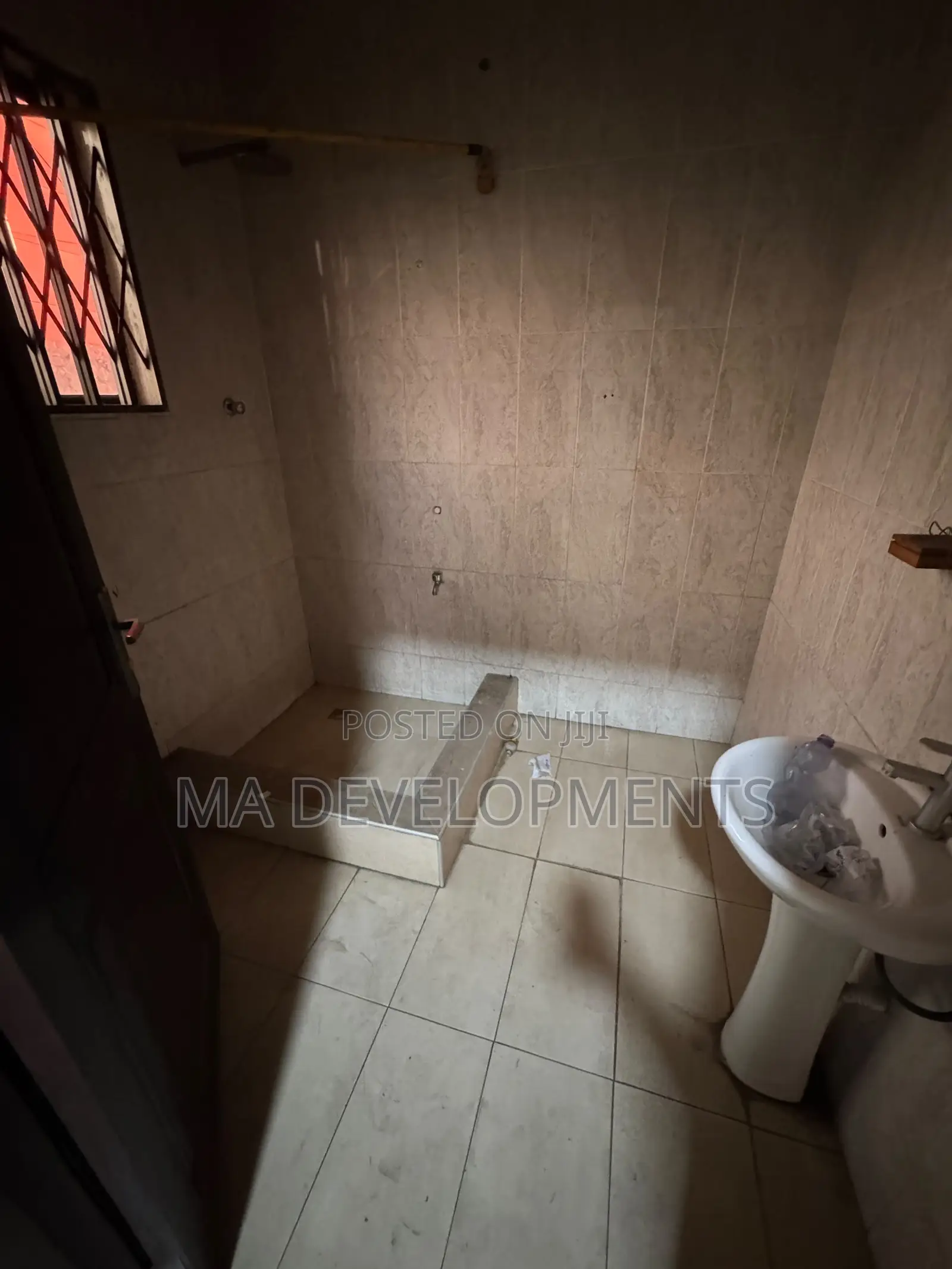 7 Bedroom House Commercial Space for Rent at Achimota