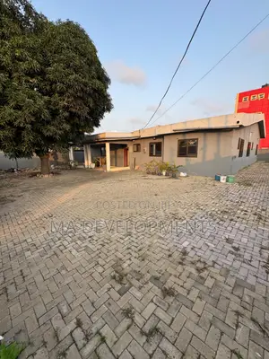7 Bedroom House Commercial Space for Rent at Achimota