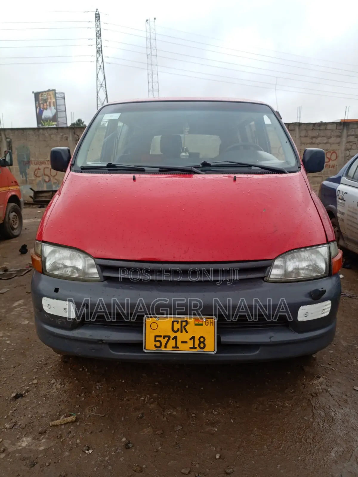 Toyota HiAce 2012 Red
