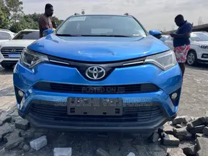 Toyota RAV4 2016 Blue