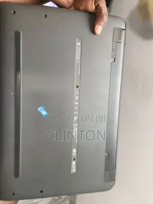 Laptop HP 250 G7 4GB Intel HDD 140GB
