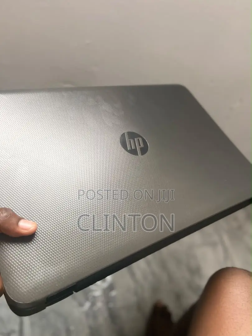 Laptop HP 250 G7 4GB Intel HDD 140GB