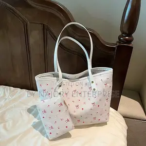 Women’s Bag Niche Design UnderArm Totebag With a Mini Purse