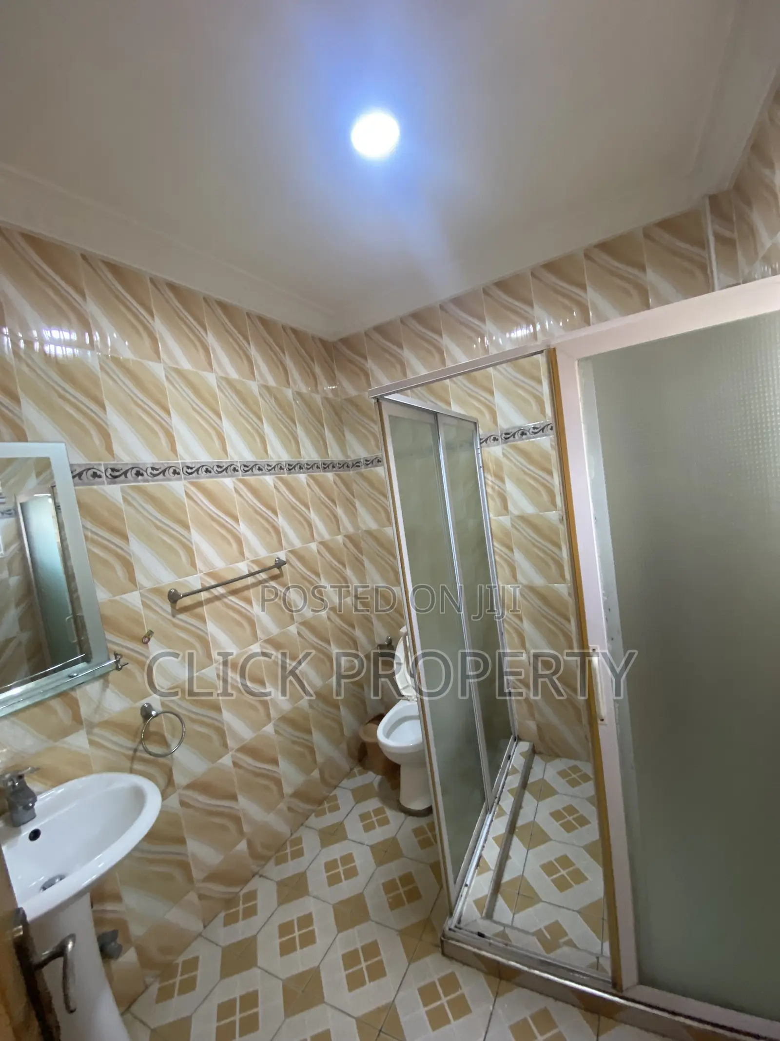 2bdrm Apartment in Ogbojo East Legon, Madina for rent