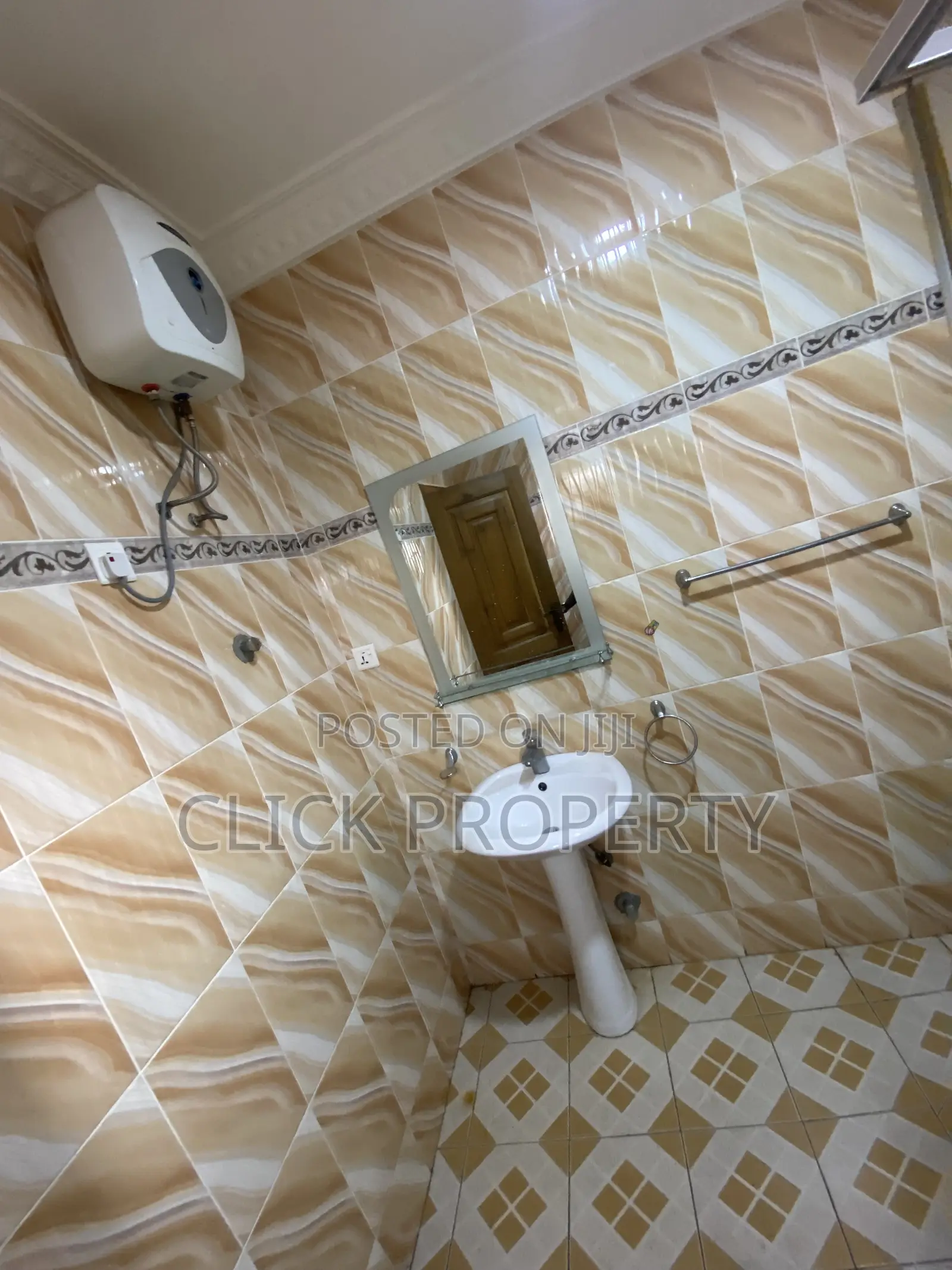 2bdrm Apartment in Ogbojo East Legon, Madina for rent