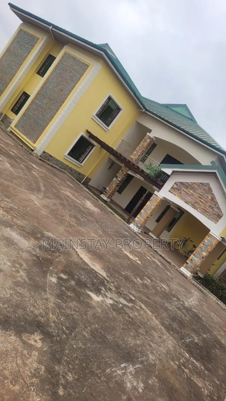 5bdrm House in Mainstay Estates, East Legon for rent