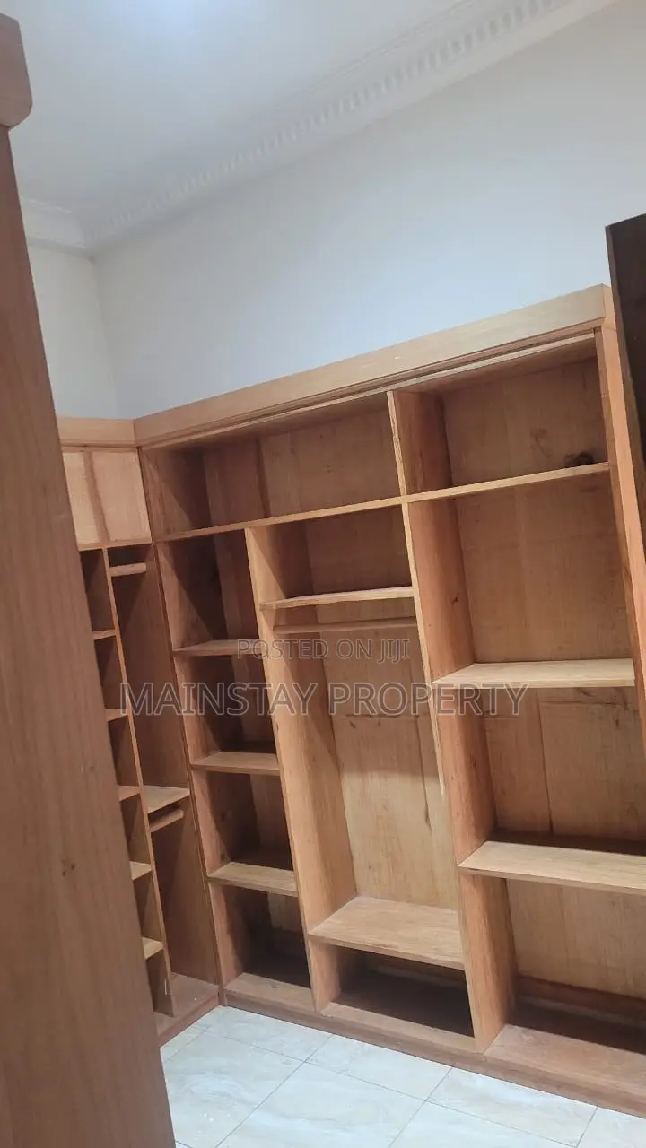 5bdrm House in Mainstay Estates, East Legon for rent