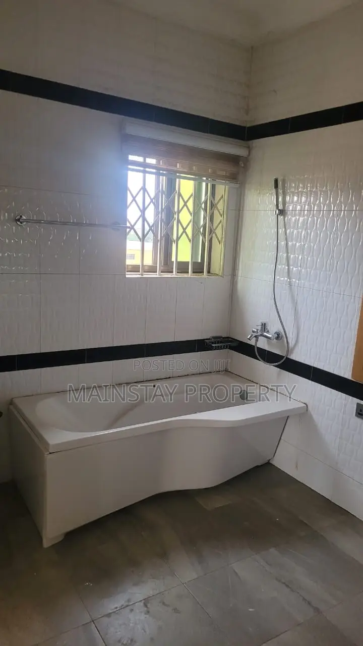 5bdrm House in Mainstay Estates, East Legon for rent
