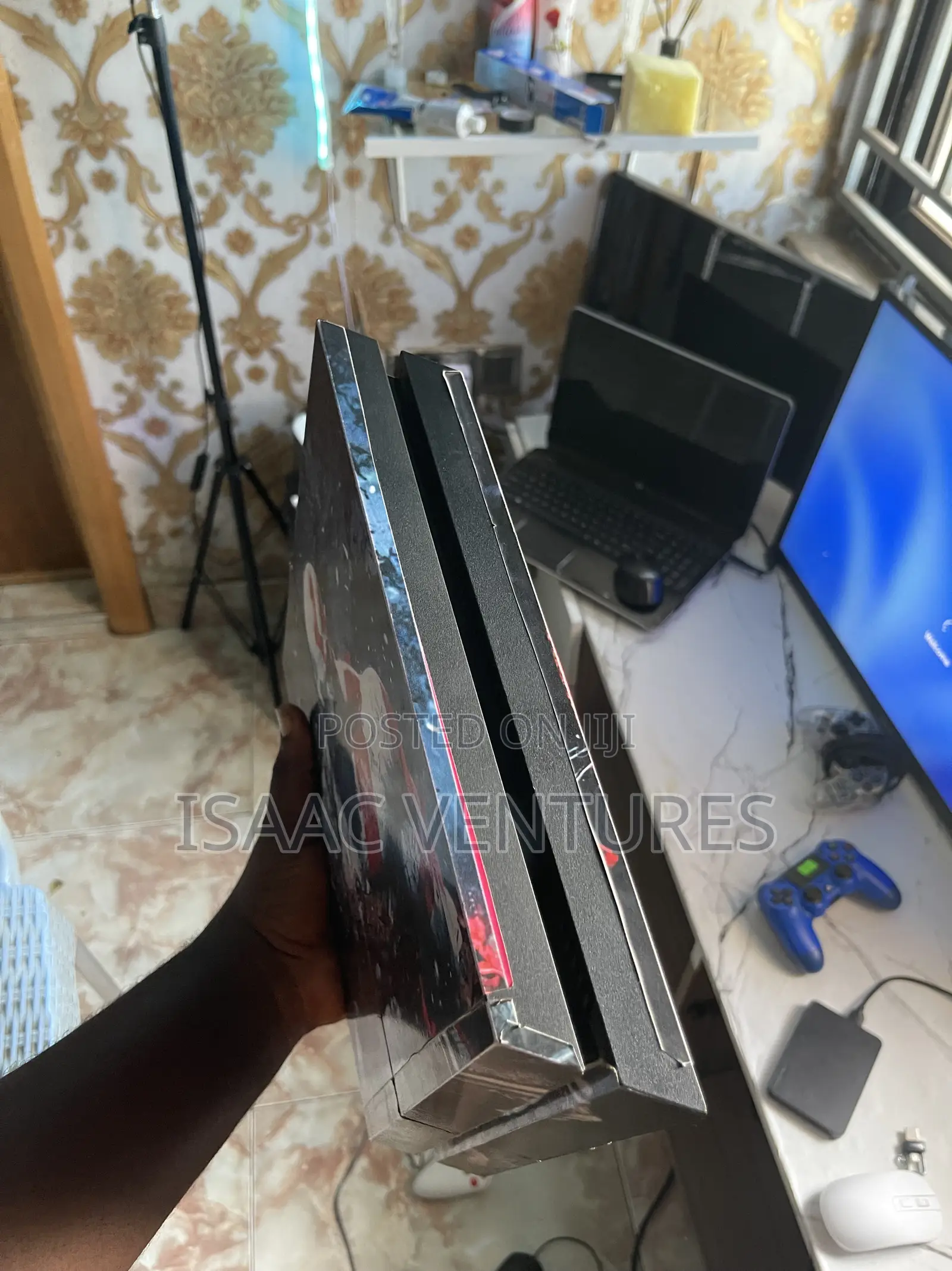 Ps4 500gb With One Controller