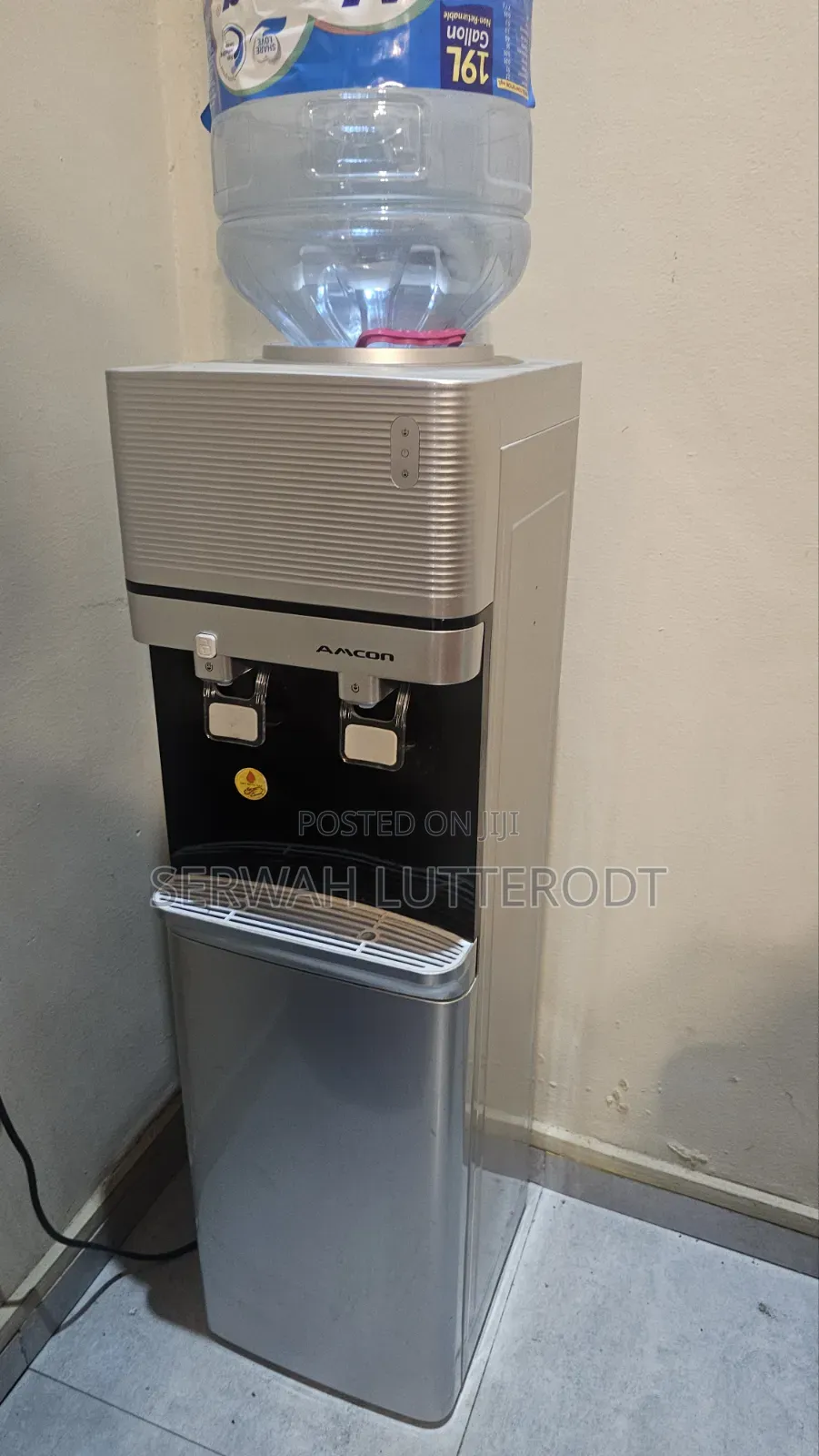 Cold and Hot Water Dispenser
