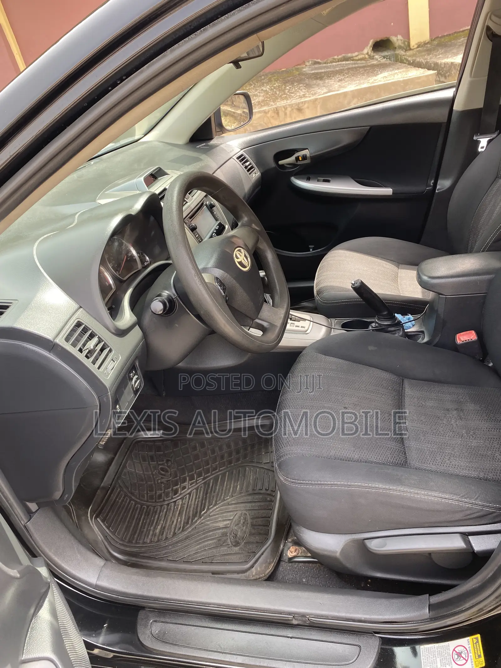 Toyota Corolla S Special Edition 4dr Sedan (1.8L 4cyl 4A) 2013 Black