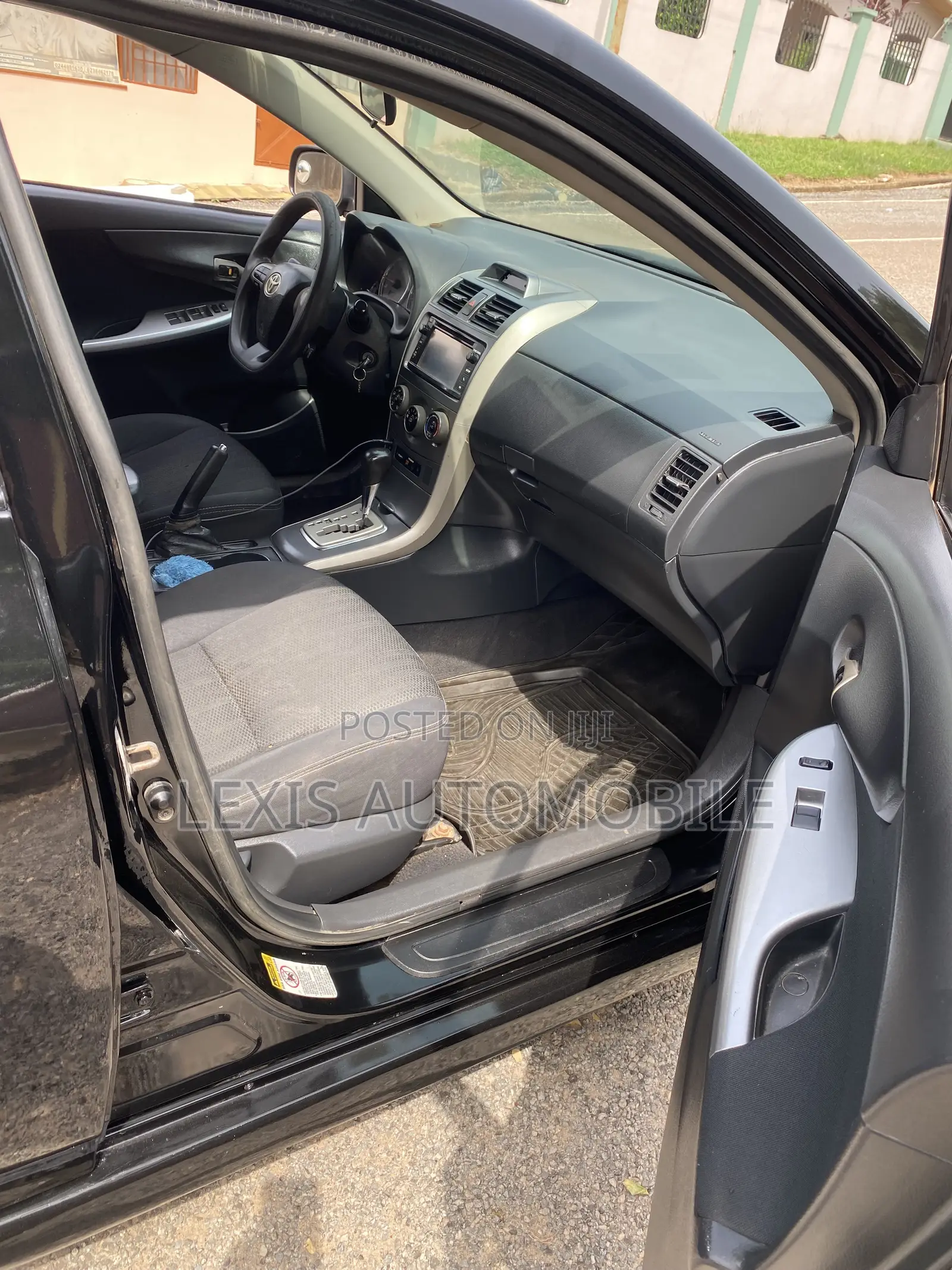 Toyota Corolla S Special Edition 4dr Sedan (1.8L 4cyl 4A) 2013 Black