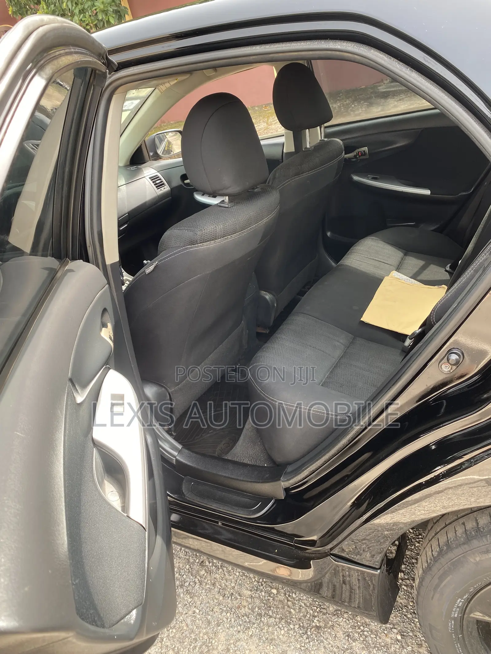 Toyota Corolla S Special Edition 4dr Sedan (1.8L 4cyl 4A) 2013 Black
