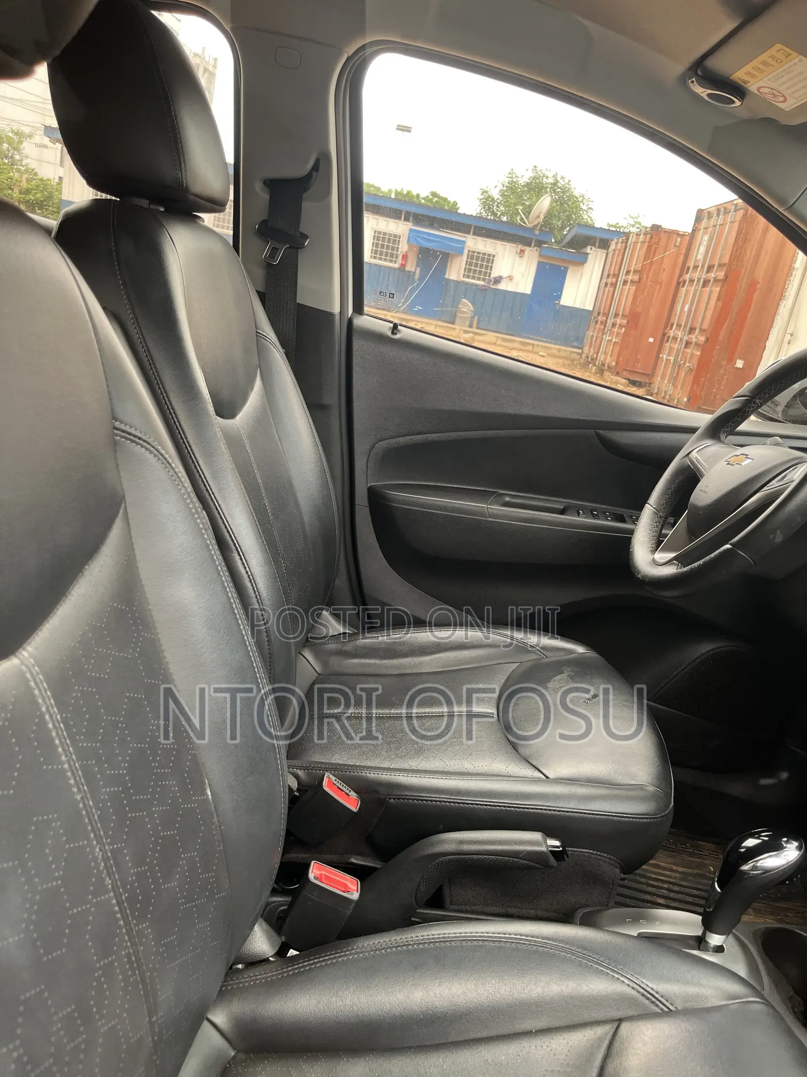 Chevrolet Spark 2016 White