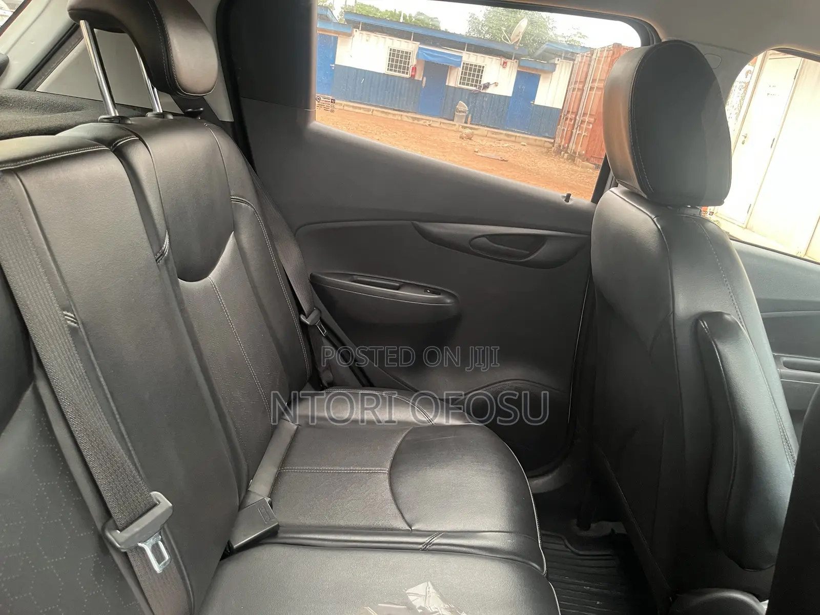 Chevrolet Spark 2016 White