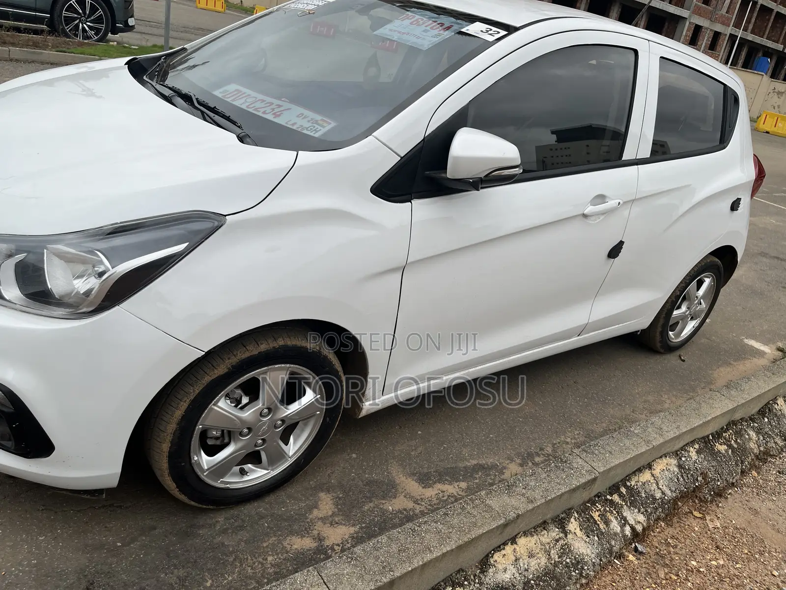 Chevrolet Spark 2016 White