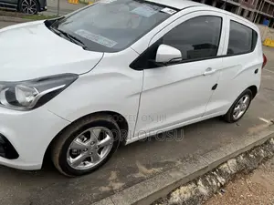 Chevrolet Spark 2016 White