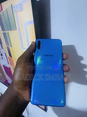 Samsung Galaxy A70 128 GB Blue