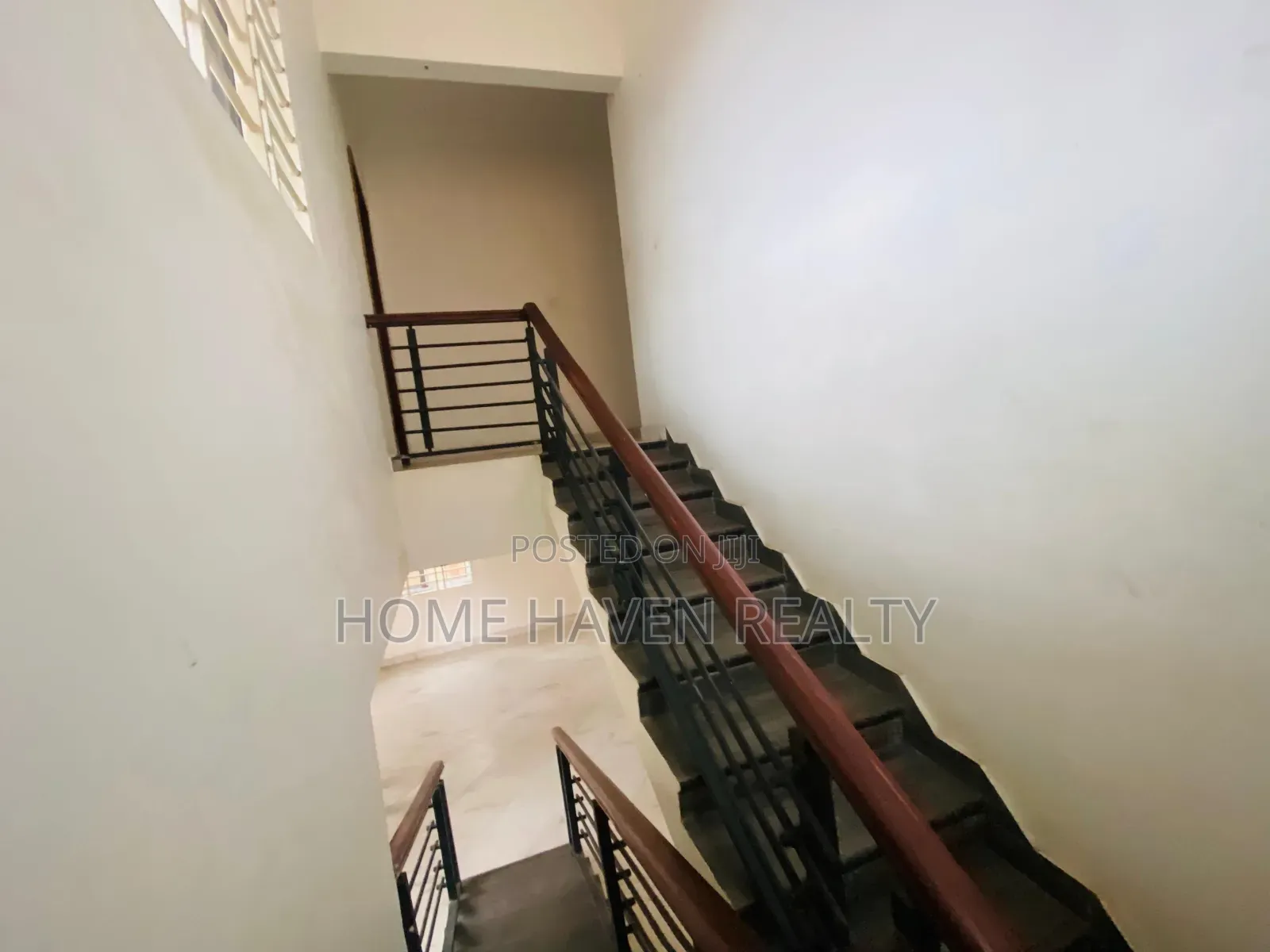 4bdrm House in Achimota Golf Hills, School Area for rent