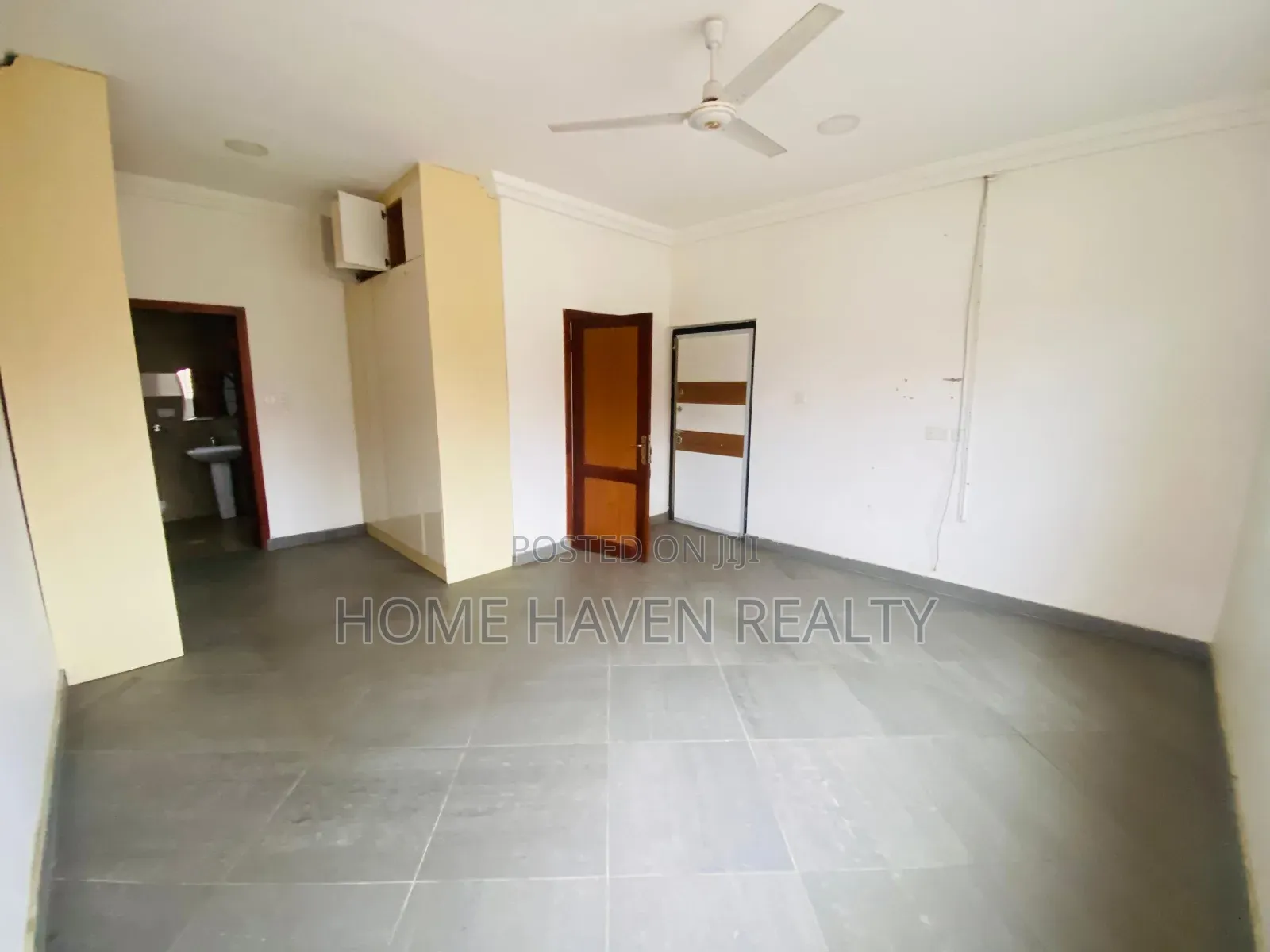 4bdrm House in Achimota Golf Hills, School Area for rent