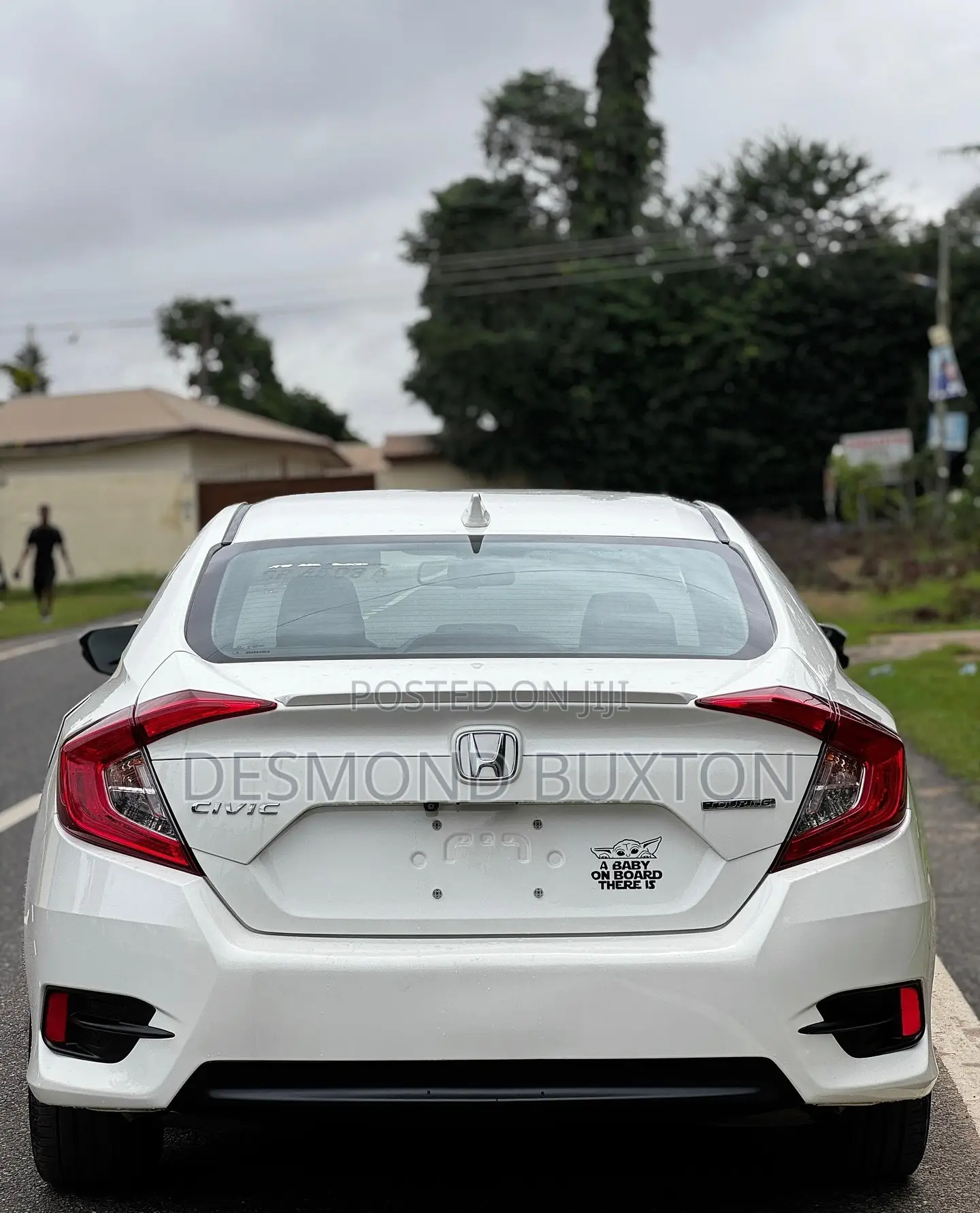 Honda Civic Touring 4dr Sedan (1.5L 4cyl) 2016 White