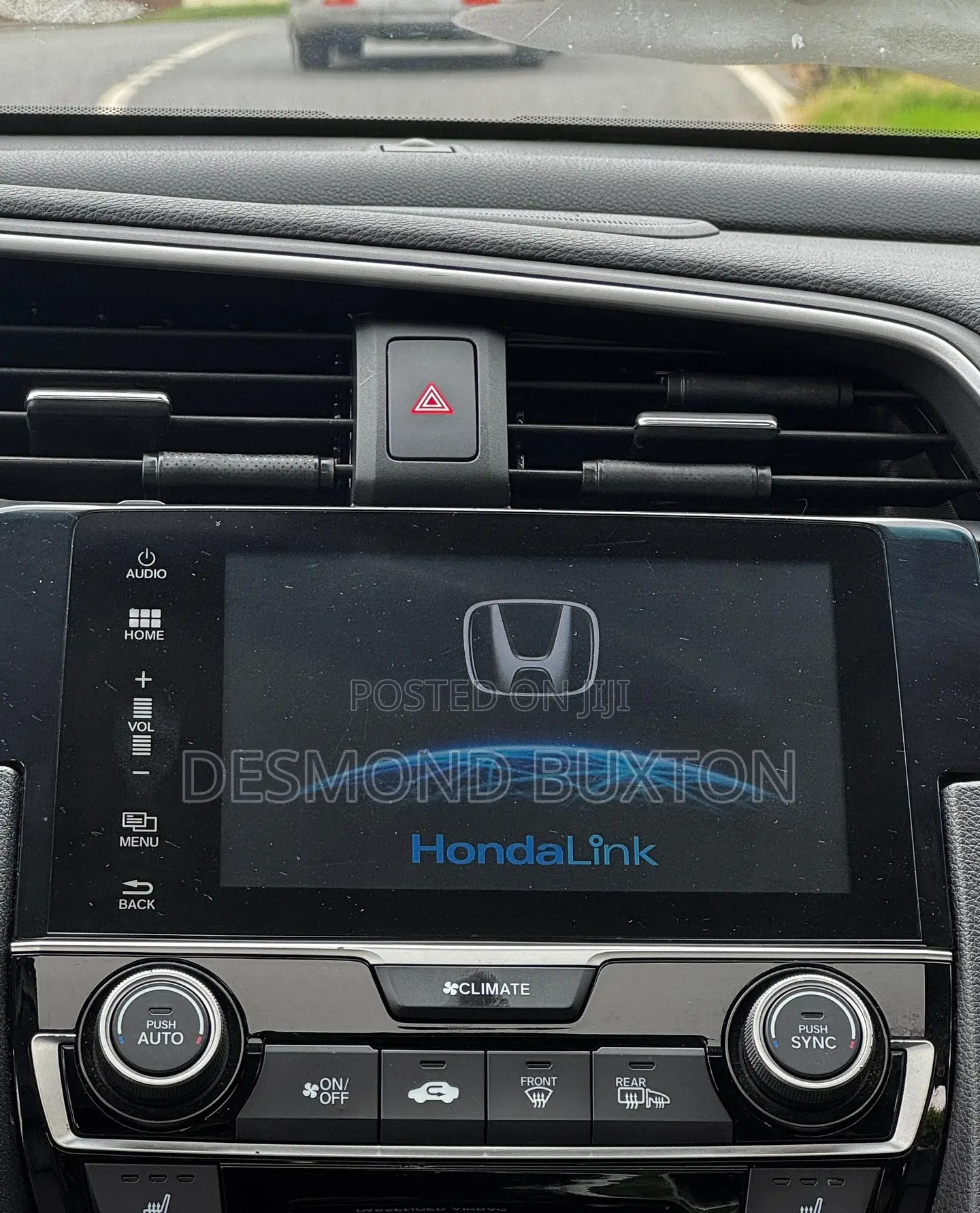 Honda Civic Touring 4dr Sedan (1.5L 4cyl) 2016 White