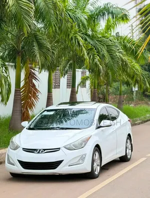 Hyundai Elantra 2016 White