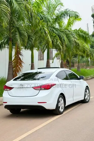 Hyundai Elantra 2016 White