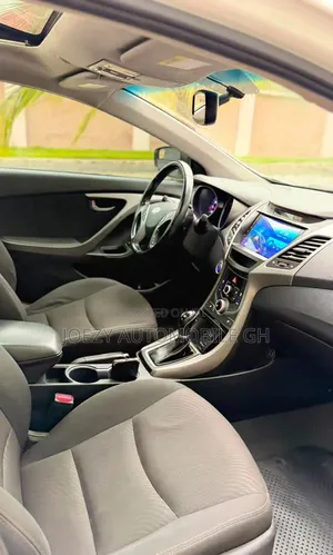 Hyundai Elantra 2016 White