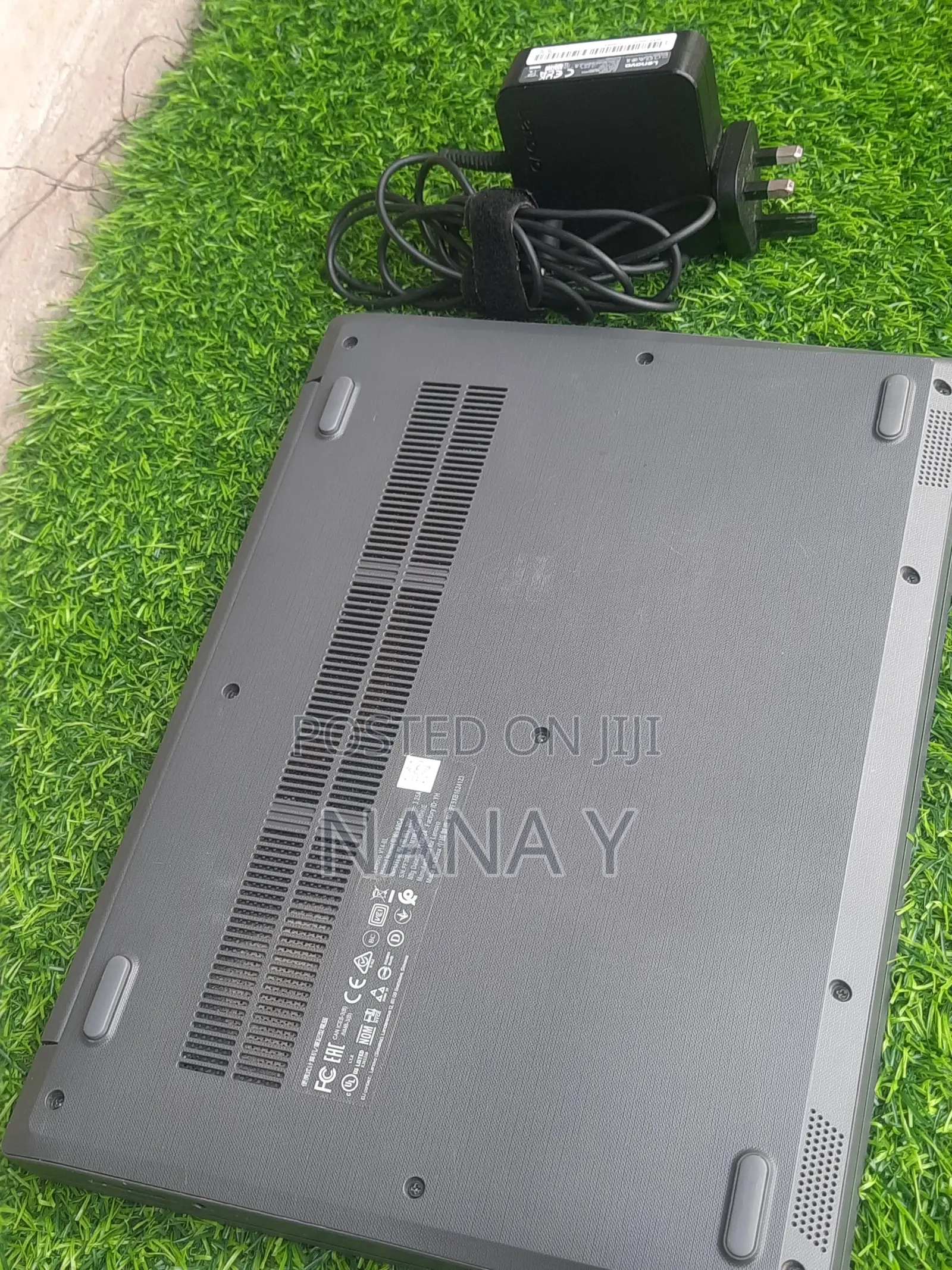Laptop Lenovo V145 8GB Intel Core i3 HDD+SSD 1T