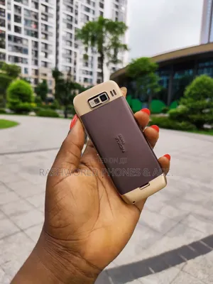 Nokia E52 Bronze