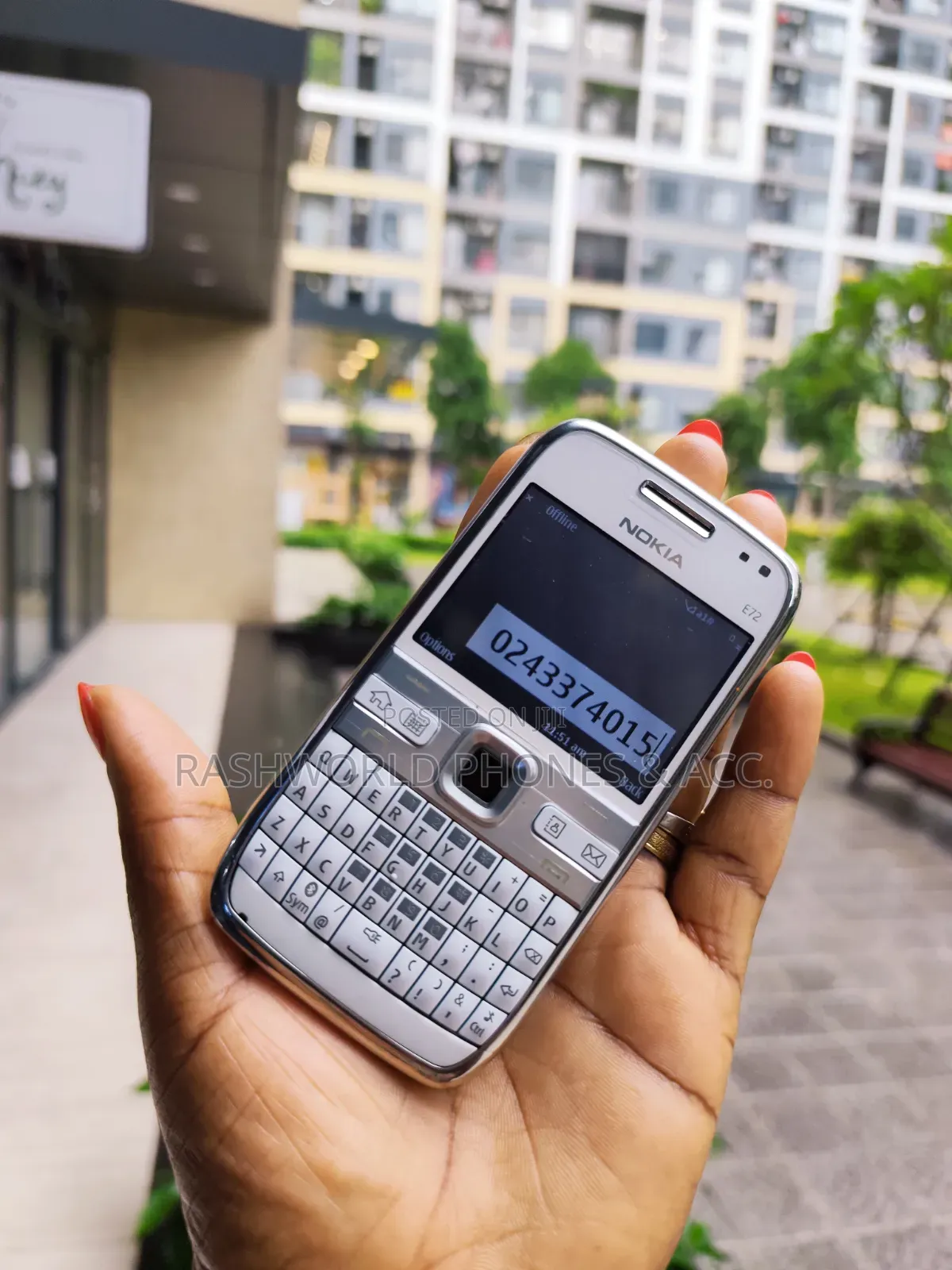 Nokia E72 White