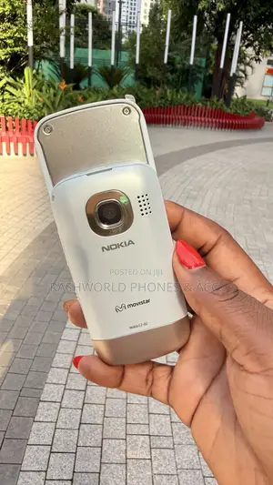 Nokia C2-02 White
