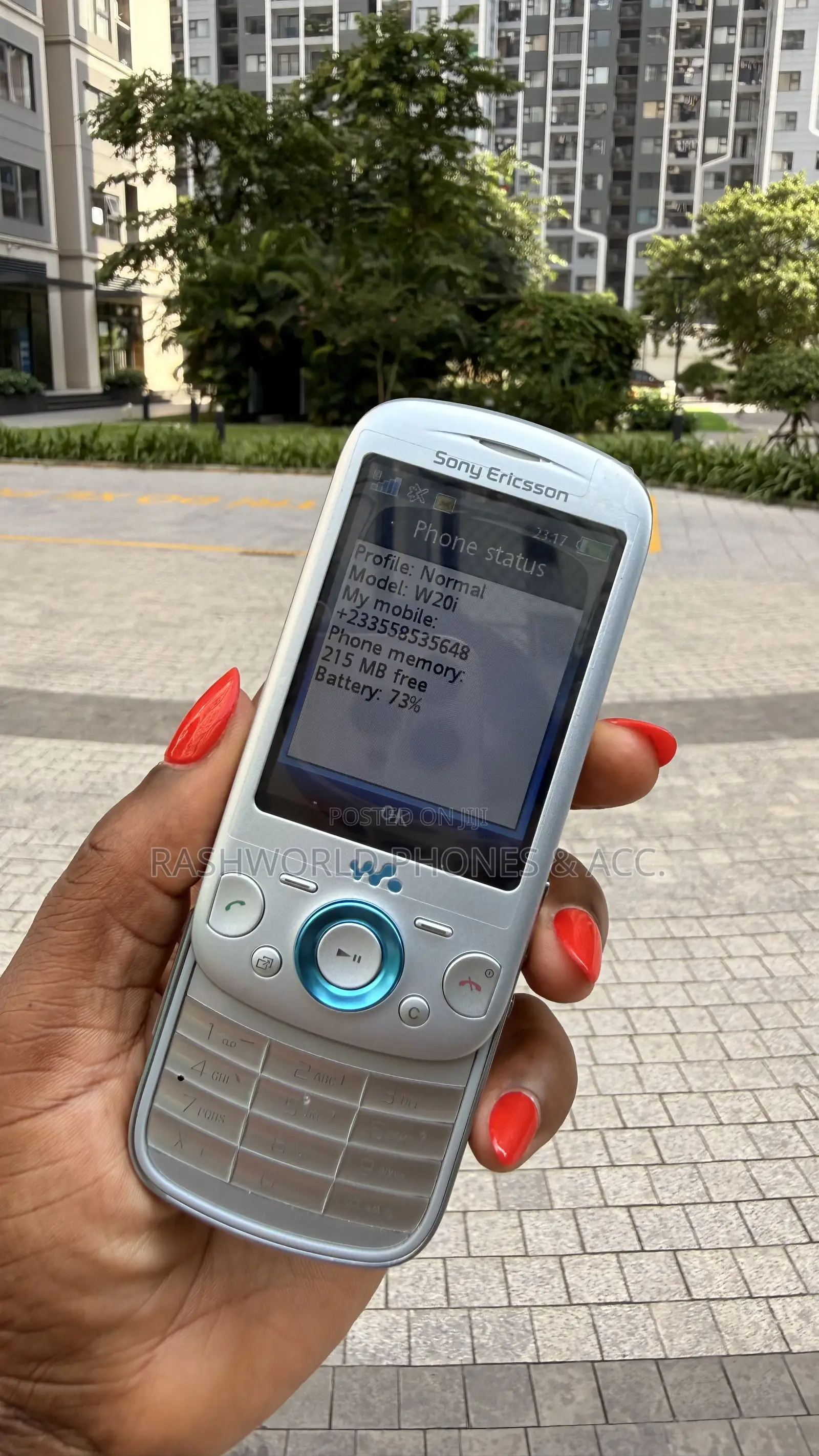 Sony Ericsson W200 Silver