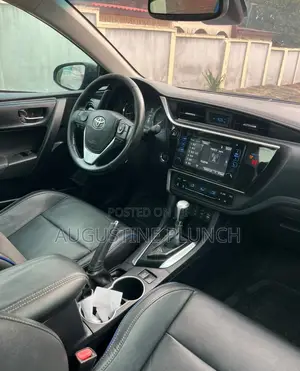 Toyota Corolla 2019 Blue
