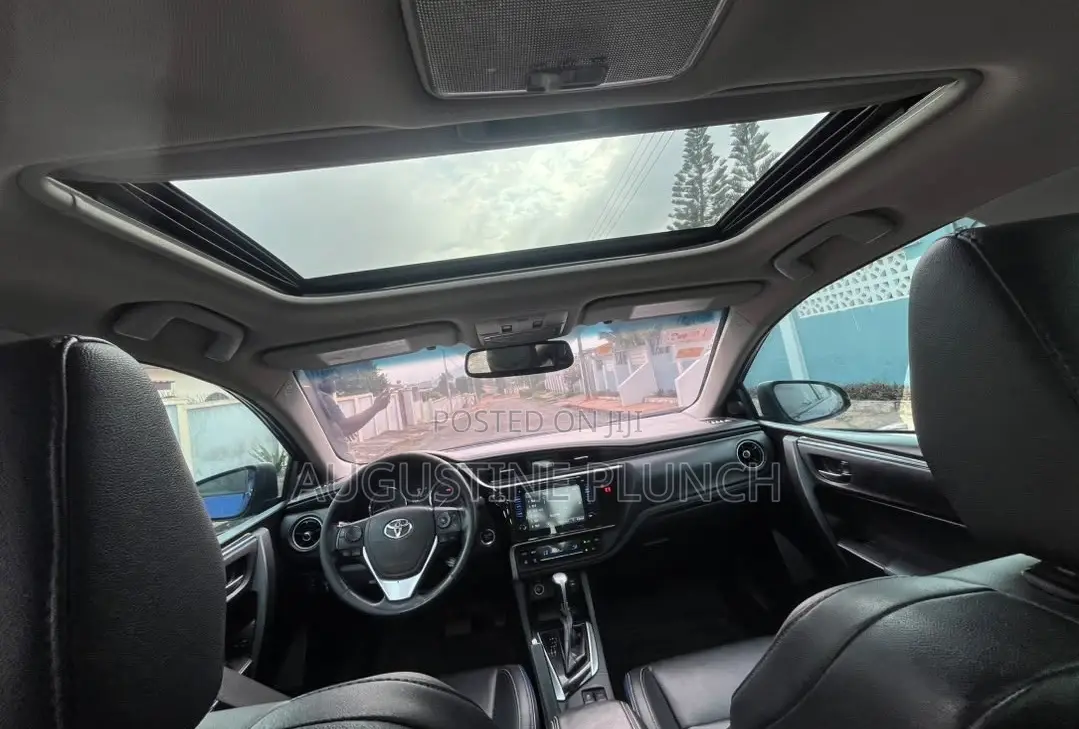 Toyota Corolla 2019 Blue