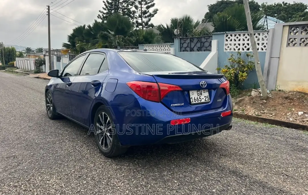 Toyota Corolla 2019 Blue