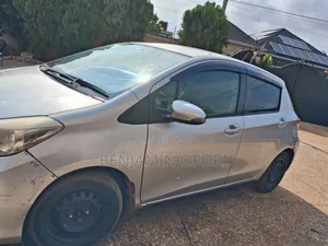 Toyota Vitz 2012 Gray
