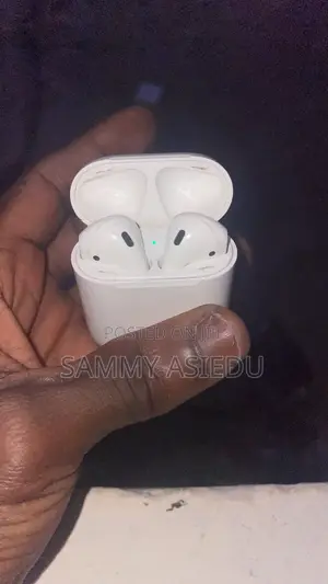 USA Slightly Used Original AirPods 1