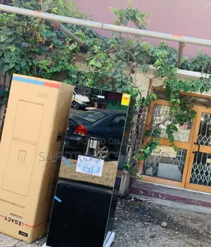 Top Class Legacy 311L Black Mirror Glass Refrigerator