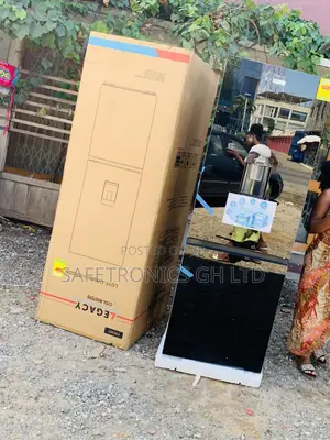 Top Class Legacy 311L Black Mirror Glass Refrigerator