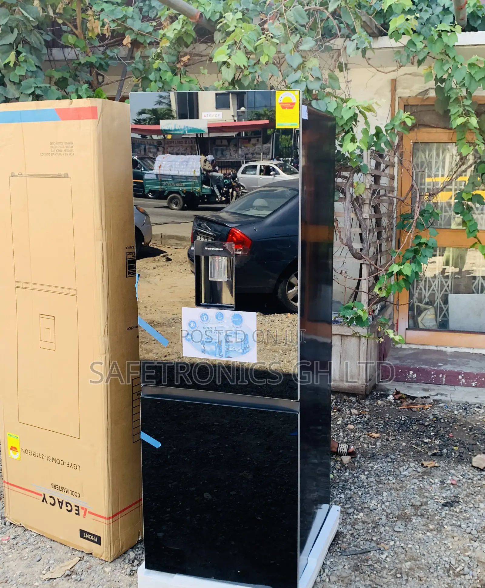 Most Unique Legacy 311L Black Mirror Glass Refrigerator