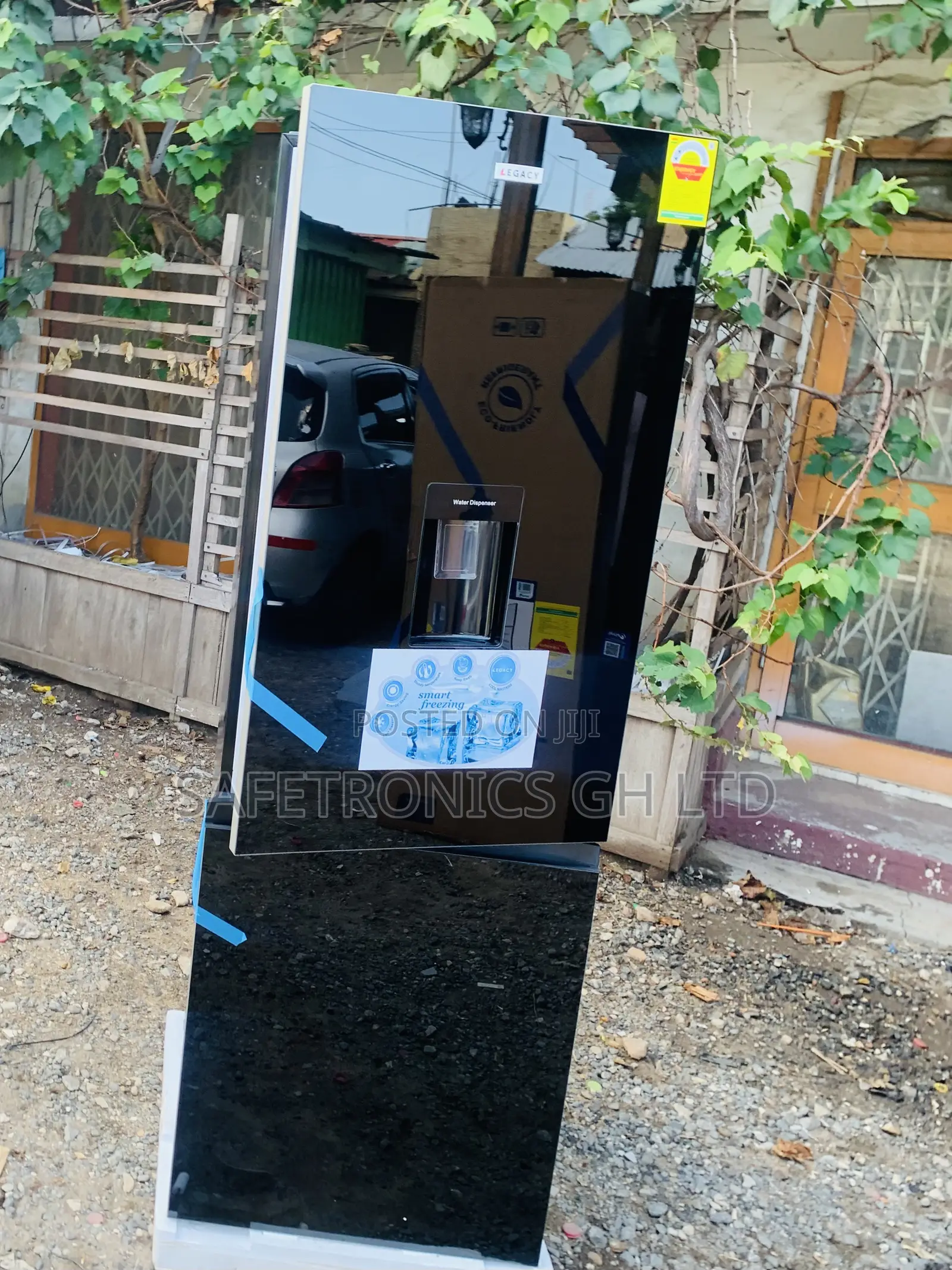 Newly Virtual Legacy 311L Black Mirror Glass Refrigerator