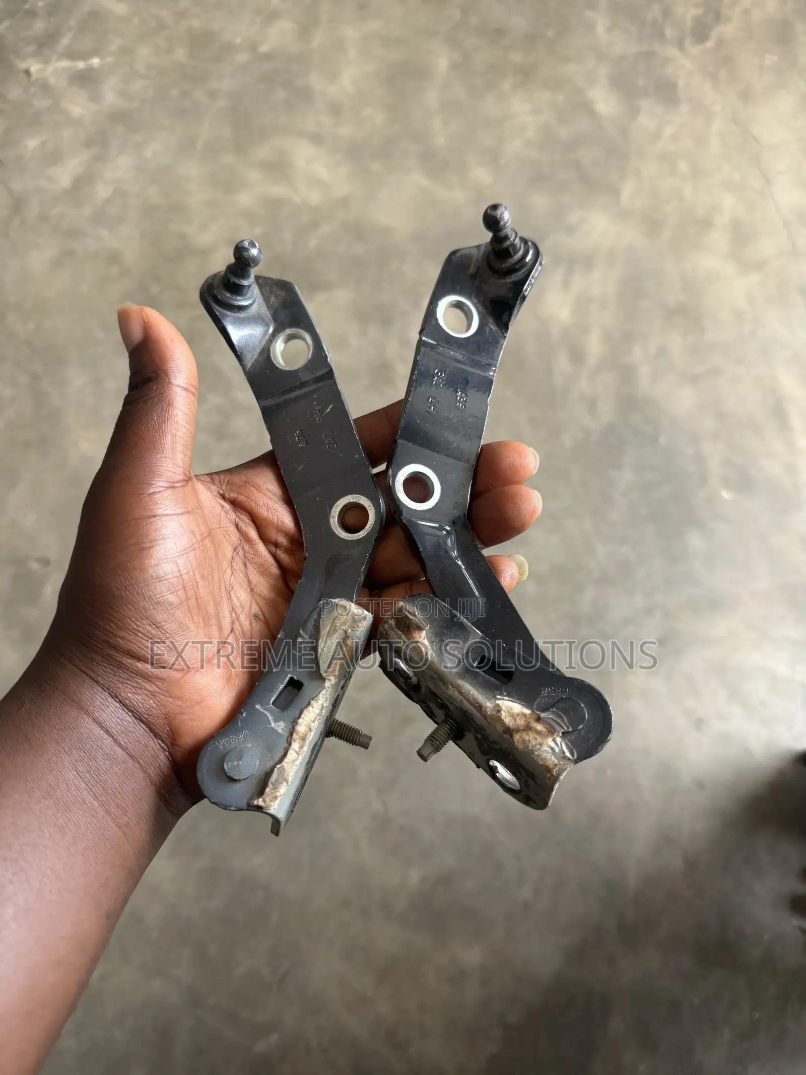 Honda CRV 2026 Boot Hinge