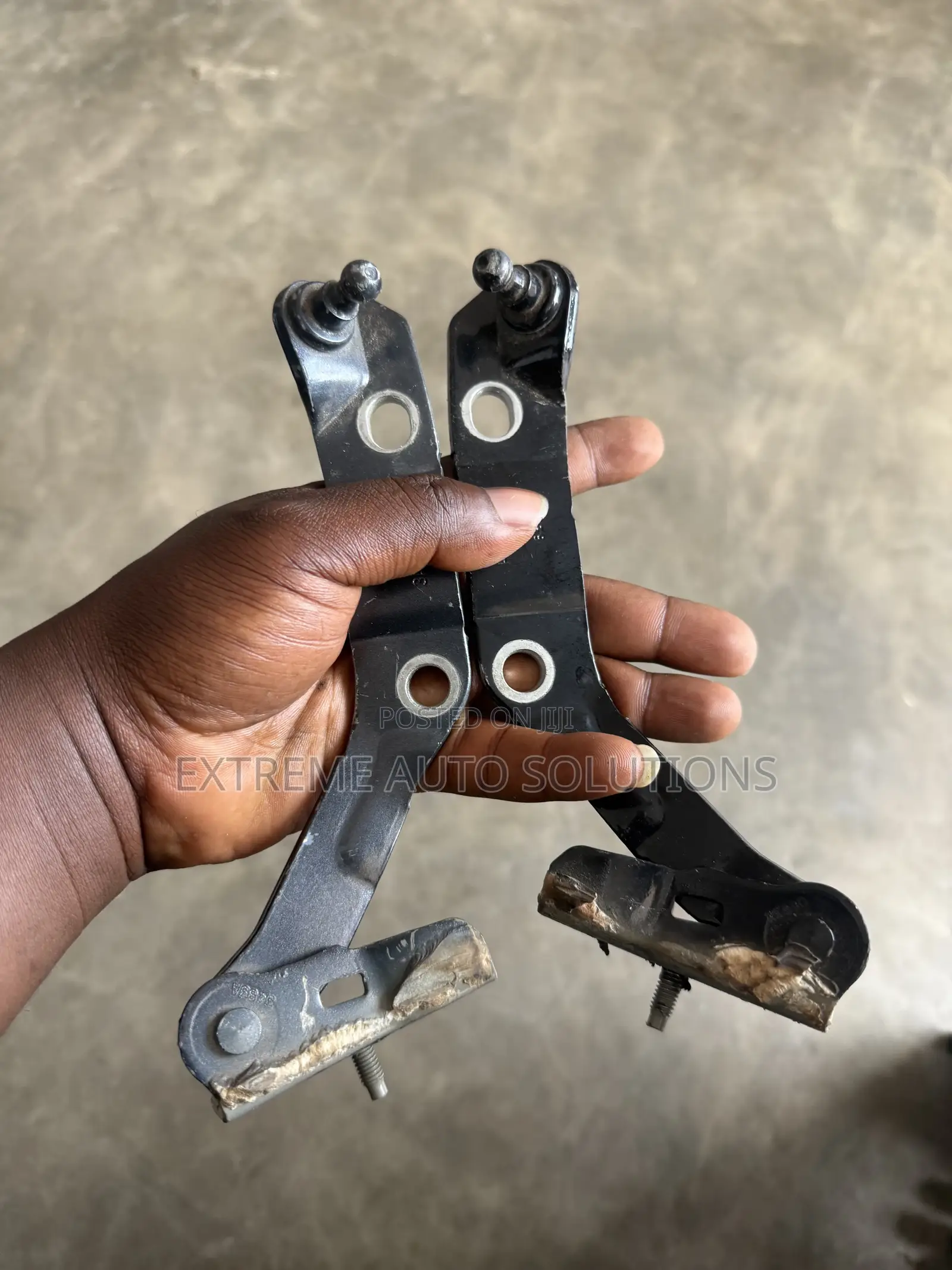 Honda CRV 2026 Boot Hinge